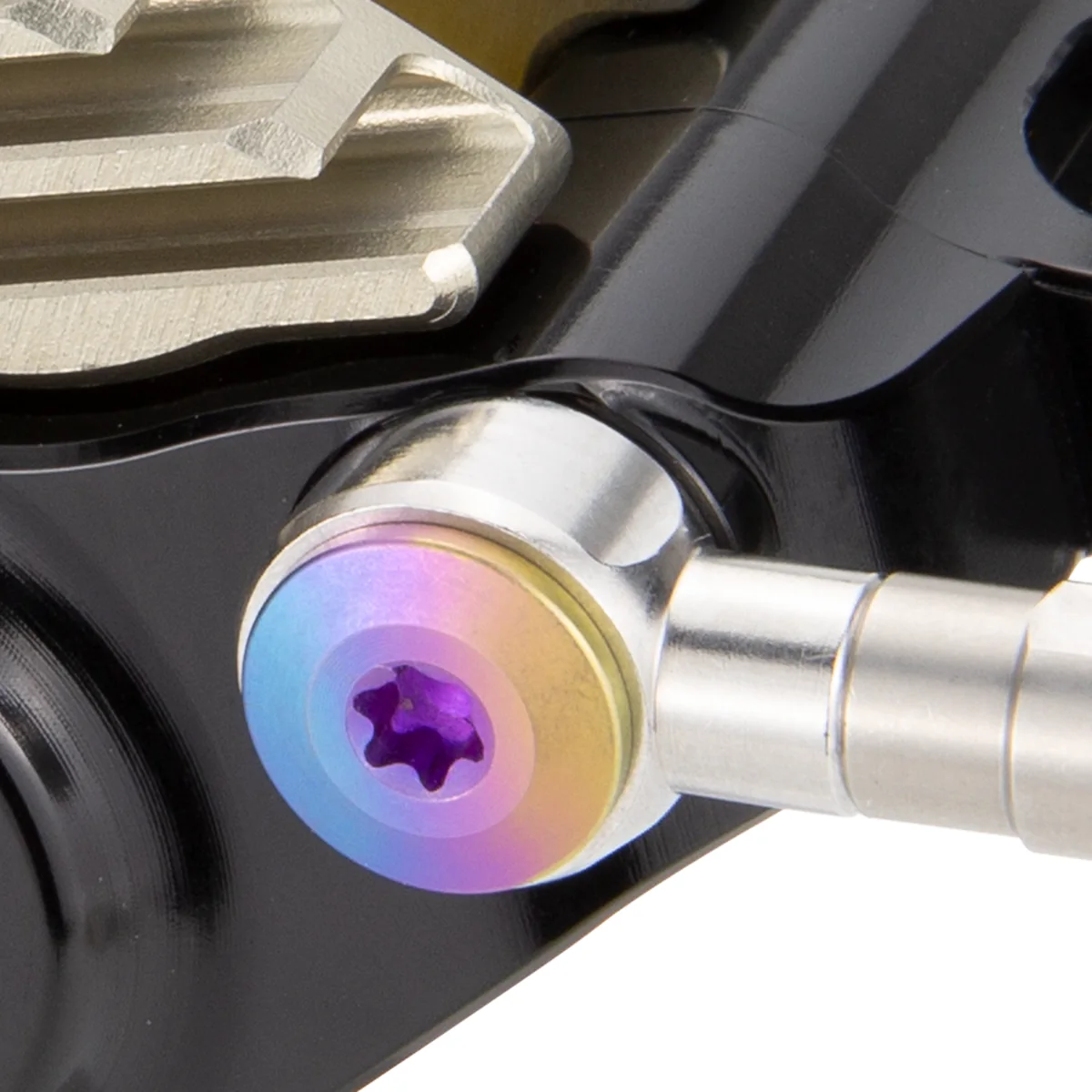PureTrek LHP+ U4T 4 Pistons Disc Brake with Ti Mounting Bolts