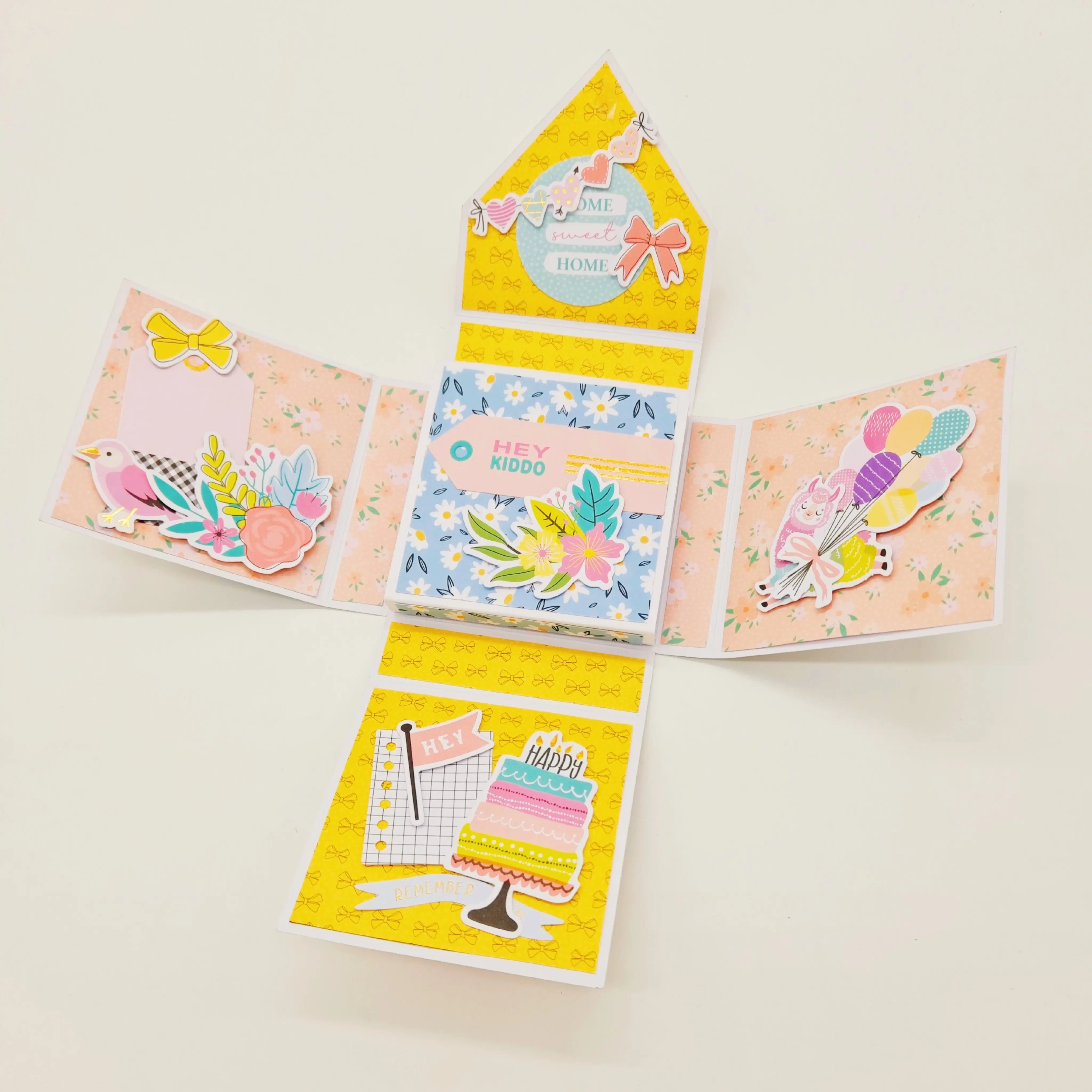 Cute Sweet Wind 12-Inch Scrapbook Album Gold Stamping Color Paper Keep Adore